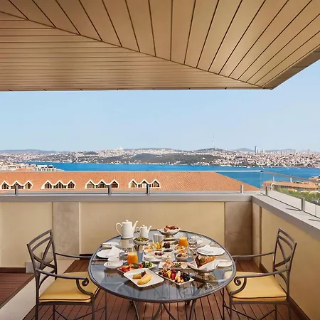 Hotell Divan 5*