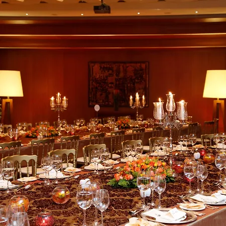 Divan Hotell Istanbul