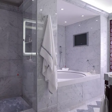 Divan Hotel
