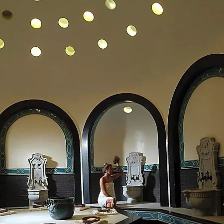 ديفان إسطنبول اسطنبول