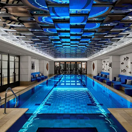 Divan Hotel 5*