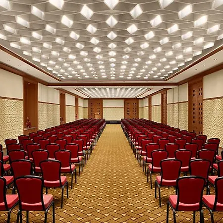 Divan Hotel 5*