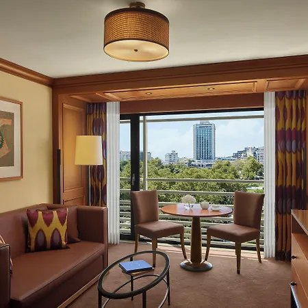 Hotel Divan