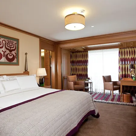 Hotel Divan