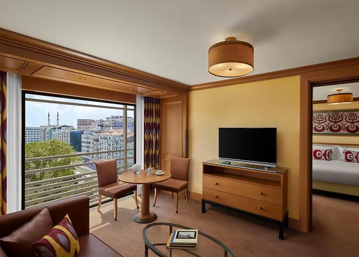 Divan 5* Стамбул